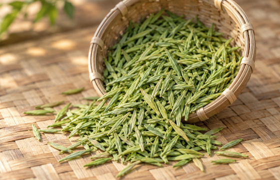 金坛雀舌茶