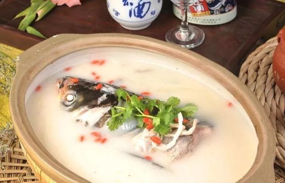天目湖砂锅鱼头
