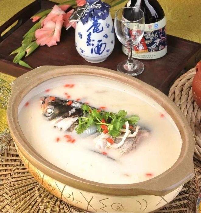天目湖砂锅鱼头